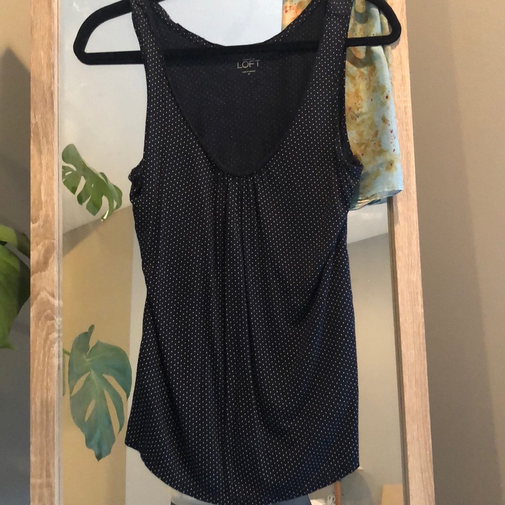 Cute scoop neck tank!